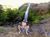 Hot hiker goes solo