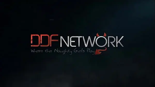 Discovering Orgasmic – Teen Explores her Desires