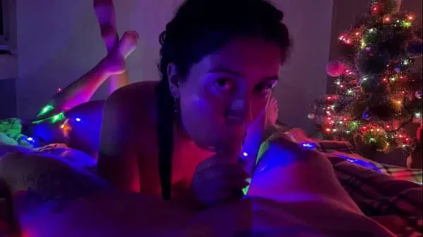 Girlfriend Gives Christmas Blowjob Falcon Al Katty West – 1.15